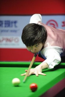 手轮番登场 手轮番登场