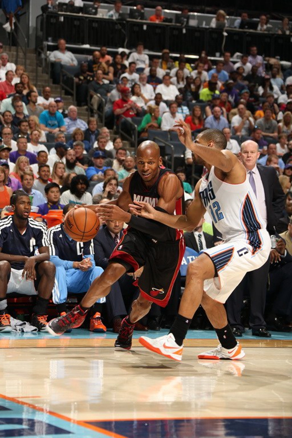 任何与拜仁 任何与拜仁